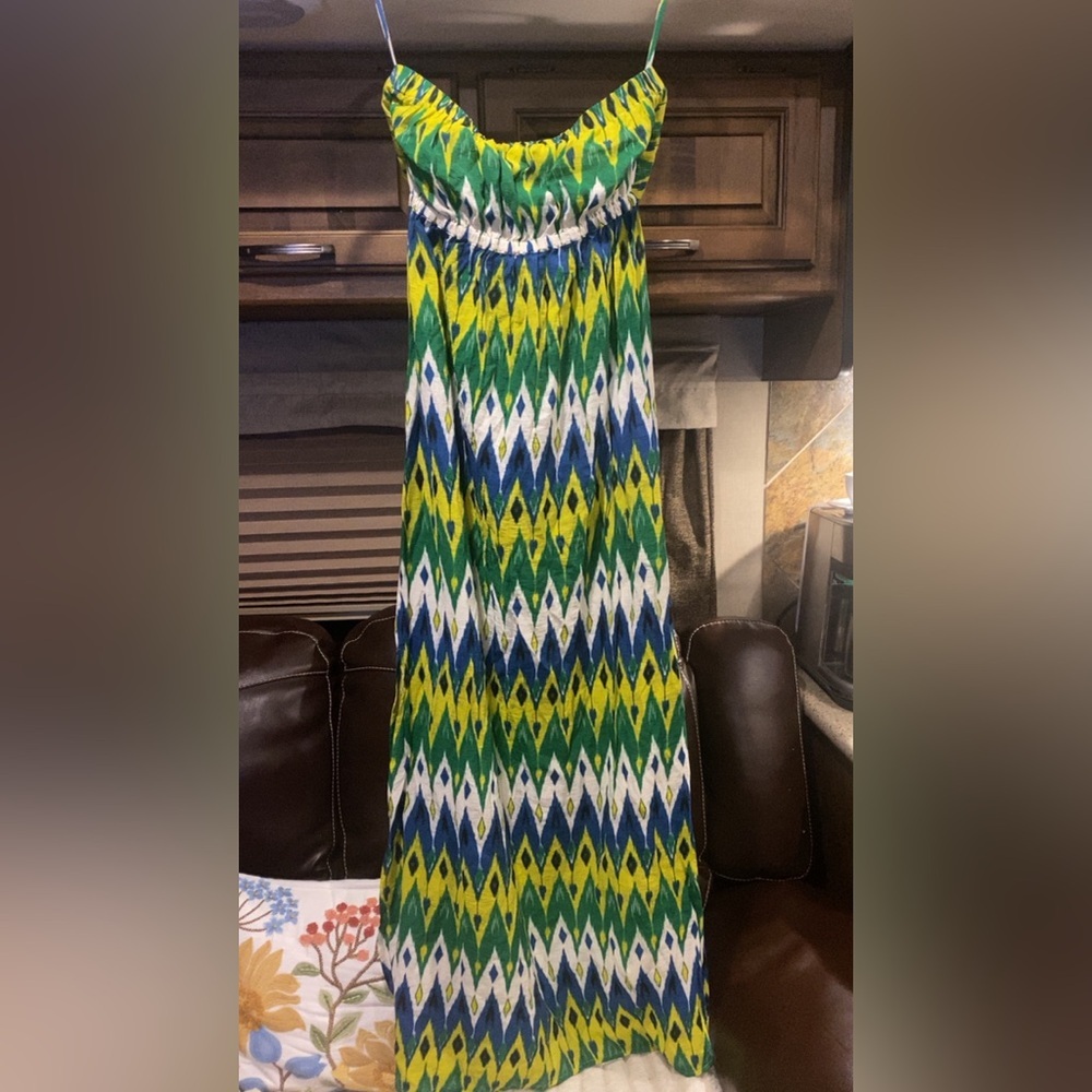 Vince Camuto strapless multi-color chevron print maxi dress size small - Picture 5 of 9